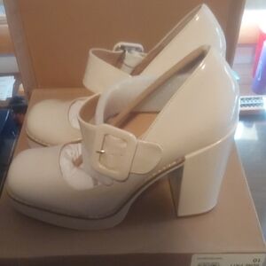 Steve Madden Beige Block Heel Mary Janes